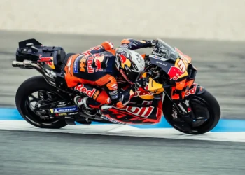 Pedro Acosta e o Treino ‘bastante estranho’ mas feliz com o resultado: ‘Precisamos de continuar’