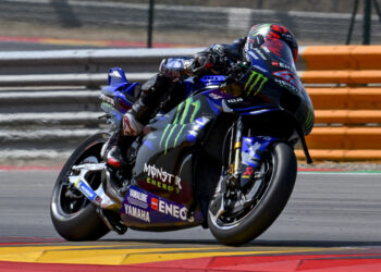 Álex Rins teve ‘dia muito bom’ e positivo em Aragão: ‘Testámos várias coisas novas’