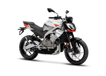 Nova Aprilia Tuono 457: a naked que não tem medo de mostrar os dentes