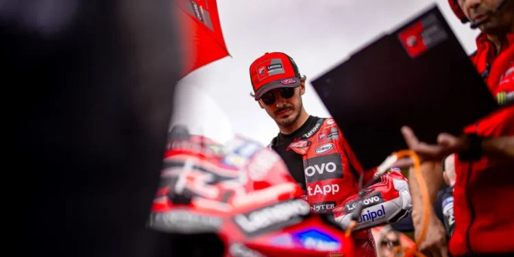 Pecco Bagnaia critica Direção de Corrida após acidente de Lunetta no Moto3: ‘Expor a bandeira vermelha o mais rapidamente possível’