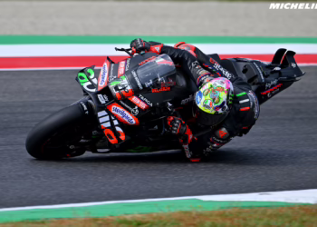 Aprilia celebra progresso significativo com três motos no top dez em Mugello