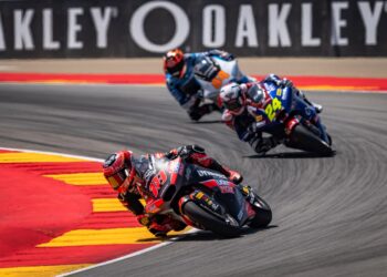 Manuel González em cruise control, arranca sábado no Moto2 com melhor tempo no FP2