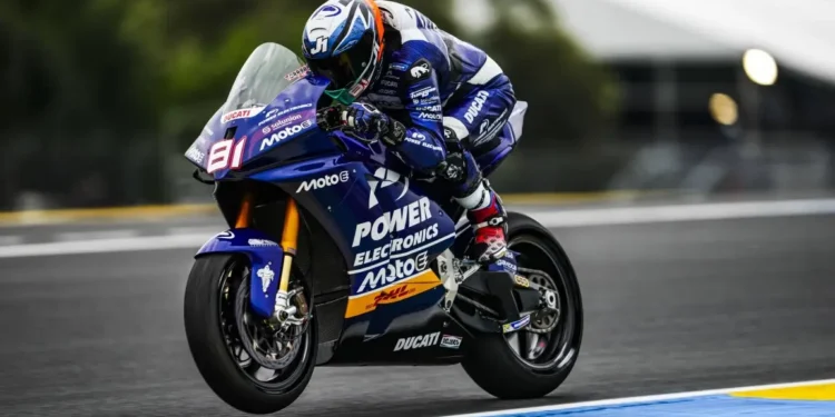 No regresso do MotoE Jordi Torres foi o mais rápido no FP1 em Assen; Condições de pista estão bastante desafiadoras