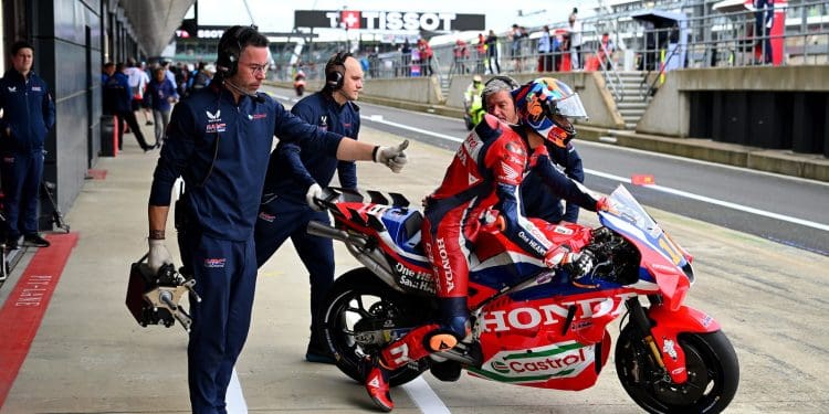 Romano Albesiano surpreendido pela boa base técnica da Honda atual: ‘Esperava mutias queixas, mas não estava tão mal’