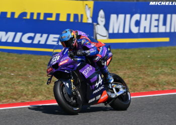 Miguel Oliveira terminou segunda sessão de treinos livres em 17.º, e mesmo assim foi o segundo melhor da Yamaha