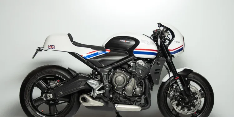Trident 660 recebe makeover à café racer pelas mãos da FCR