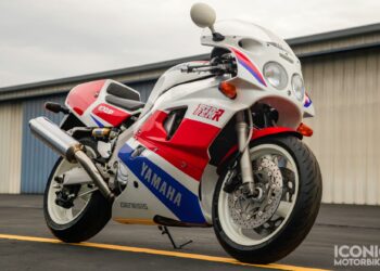 Uma Yamaha OW-01 nova… ainda na caixa. E vai a leilão