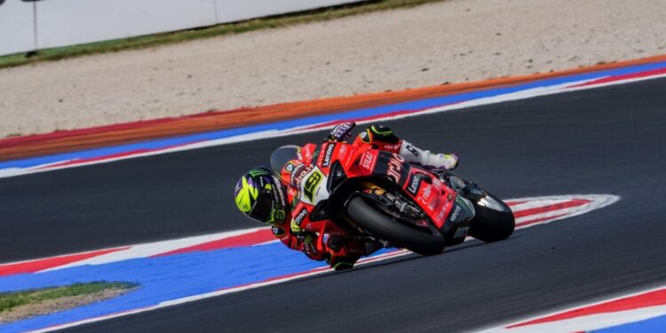 Álvaro Bautista teve ‘início sólido’ em Misano mas quer mais: ‘Precisamos de fechar a diferença para o Bulega’