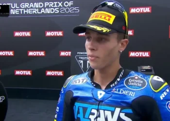 Diogo Moreira teve sangue frio para chegar à vitória em Assen: ‘Poupei o pneu e a duas voltas do final ultrapassei, estou super feliz’