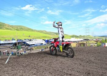 Chance Hymas regressa em grande estilo no AMA 250MX, com dupla vitória