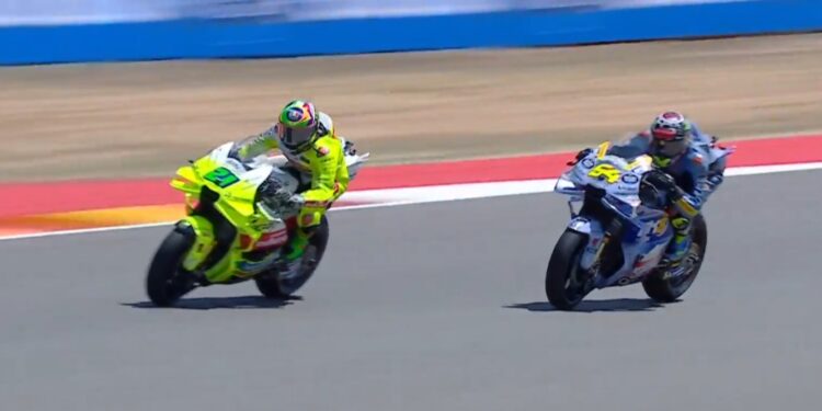 ‘Se pudesses derramar numa dose’: A receita secreta da adrenalina no MotoGP