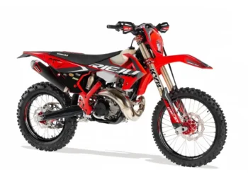 RIEJU MR300i 2026: Marca espanhola dá tudo com nova proposta para o enduro – Reserve já a sua