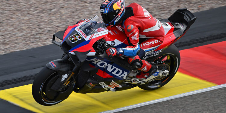 ÚLTIMA HORA: Stefan Bradl Choca o Mundo da MotoGP: Despede-se de Forma Dramática após uma Carreira Ilustre