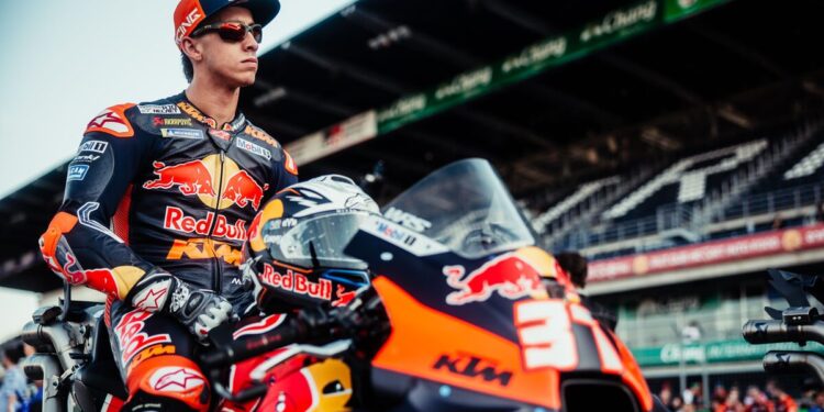 Pedro Acosta: O Jovem Rival Pronto para Destronar o Reinado de Campeão de Marc Márquez