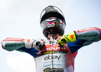 Valentino Rossi Libera uma Força Imparável: Dentro dos Triunfos da Equipe de Corrida VR46