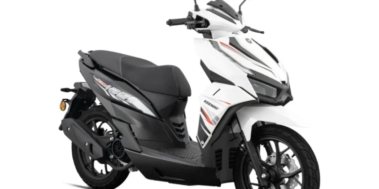 Scooter estilosa e abaixo dos 2000 euros? Sim é possível, com a Keeway ICON 125S