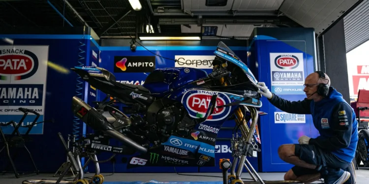 Yamaha ainda com duas motos por ‘entregar’