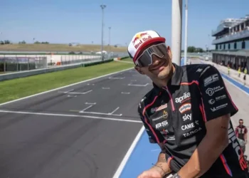 Jorge Martin está de volta: Retorno explosivo à Aprilia em Misano incendeia a MotoGP.