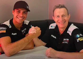 Montella e Barni renovam para 2026