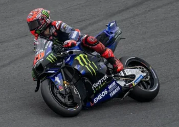 Quartararo testa V4 em Setembro