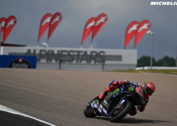 Revolução na Yamaha: Quartararo Revela Tudo Sobre o V4 e Agita o Paddock