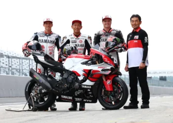 Miller, Locatelli e Nakasuga voltam com força: o emocionante retorno da Yamaha R1 em Suzuka!