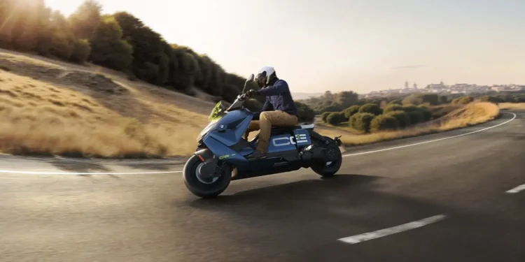 BMW rejeita versões elétricas das GS e RR: ‘Não vamos impor uma transição elétrica forçada se os utilizadores não a pedirem’