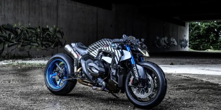 BMW Motorrad revela a poderosa R 1300 R «TITAN», uma máquina feita para vencer