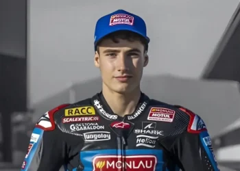Tragédia Abala o Mundo do Motociclismo: Jovem Promessa da JuniorGP Perde a Vida em Acidente Devastador