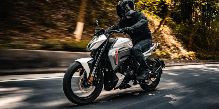 Morbidelli F200: A nova referência no desempenho urbano sobre duas rodas