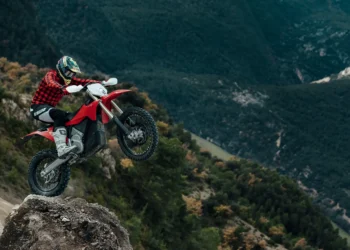 CEO da Stark Future sublinha feedback que se traduz em venda: ‘O sucesso financeiro prova que os clientes reconhecem o nosso trabalho’ 