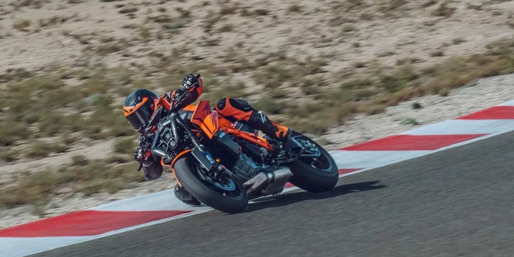 KTM reforça parceria com a Bajaj e garante novo impulso financeiro