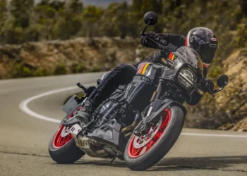 Suzuki GSX-8TT: Espírito retro, desempenho de nova geração