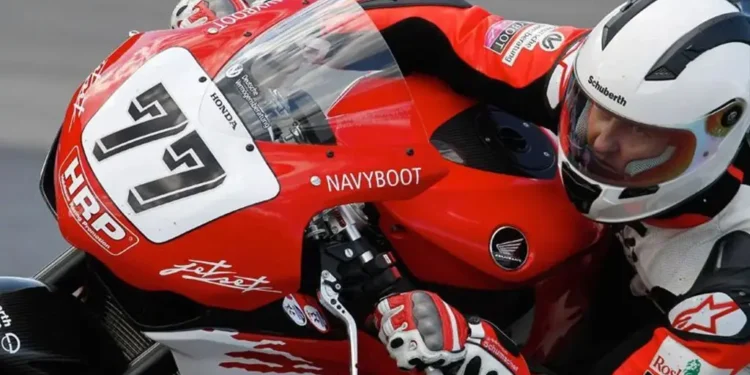 Moto de pista de Michael Schumacher vai a leilão – e é mesmo a dele