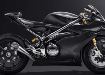Norton regressa em força: Nova superbike V4 promete quase 200 cv e ambições globais