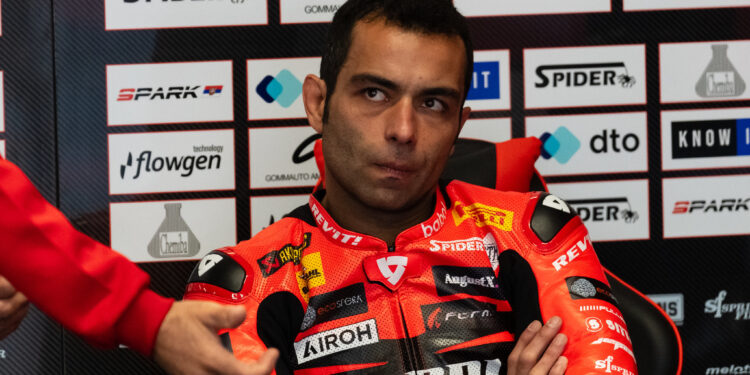 Danilo Petrucci Negado de Pilotar a Epic 8-Hour Suzuka pela Equipe de Yukio Kagayama.
