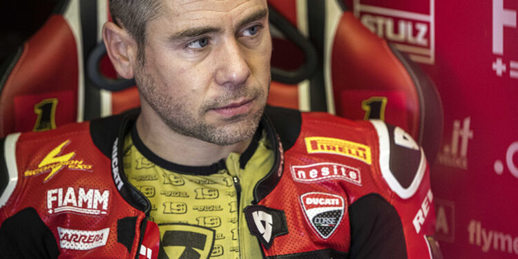 Sucessor de Alvaro Bautista Revelado: Line-Up Explosivo da Ducati para a Temporada de Superbike Mundial de 2026!