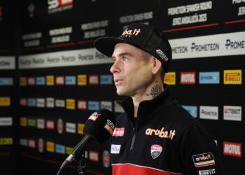 A Revolta da Regra de Peso de Álvaro Bautista: Desencadeando uma Tempestade Discriminatória no WSBK!