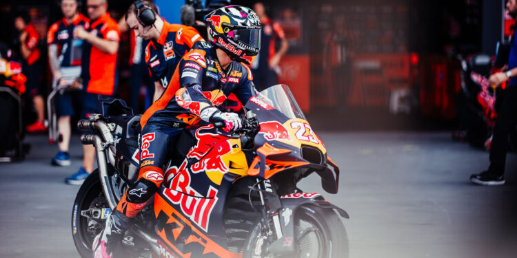 O impressionante regresso de Enea Bastianini com a KTM: como a resiliência mental transformou a sua temporada no MotoGP