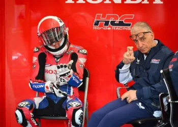 Aleix Espargaró sofre fratura nas vértebras em grave acidente de ciclismo e falha o GP da Hungria