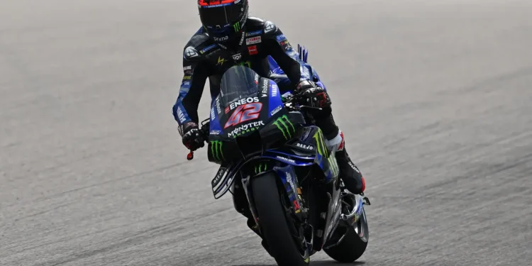 MotoGP em Alvoroço: Alex Rins na Corda Bamba Enquanto Yamaha Pondera Rutura Antecipada para colocar Jack Miller