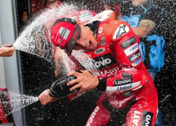 Marc Márquez à beira da glória: Carlo Pernat revela segredos únicos do Grande Prémio da Hungria!