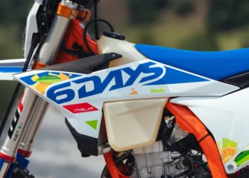 KTM confirma cinco modelos na nova gama 6DAYS Enduro