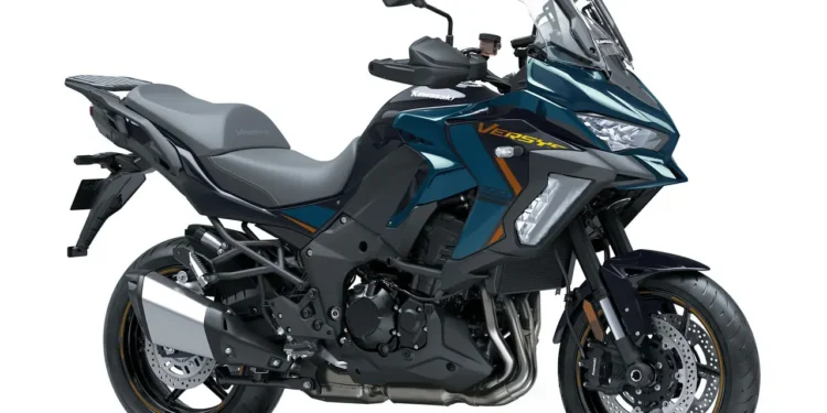 Kawasaki revela novas cores da Versys 1100 para 2026