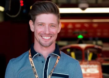 O Aviso Incendiário de Casey Stoner: Regras de 2027 Podem Matar as Oportunidades de Ultrapassagem no MotoGP!