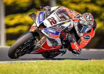 Alex Lowes acende o potencial da Bimota em testes de Aragão: pequenos passos que levam a grandes sonhos!