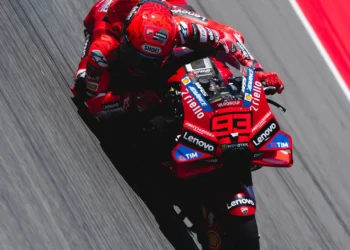 MotoGP 2025: O Declínio Chocante da Velocidade Expõe a Dominância Misteriosa de Marc Márquez!