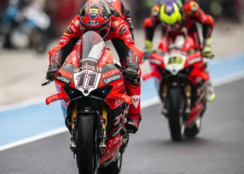 Bulega surpreende em Aragon e deixa Toprak a meio segundo de distância!