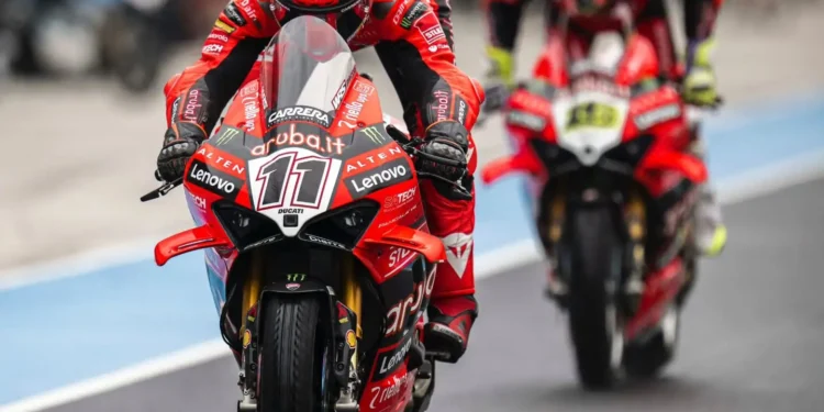 Bulega surpreende em Aragon e deixa Toprak a meio segundo de distância!