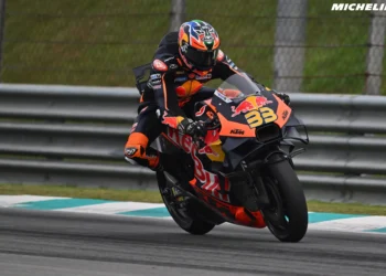 Estratégia Arrojada da KTM: Como Brad Binder Está Preparado para Conquistar o Regresso no MotoGP 2025!